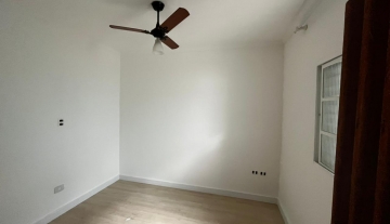 C3340 12.jpg